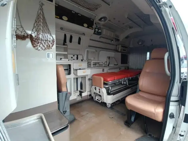 ambulance9.webp