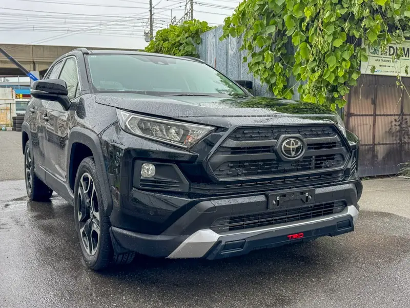 Toyota Rav-4 ADVENTURE